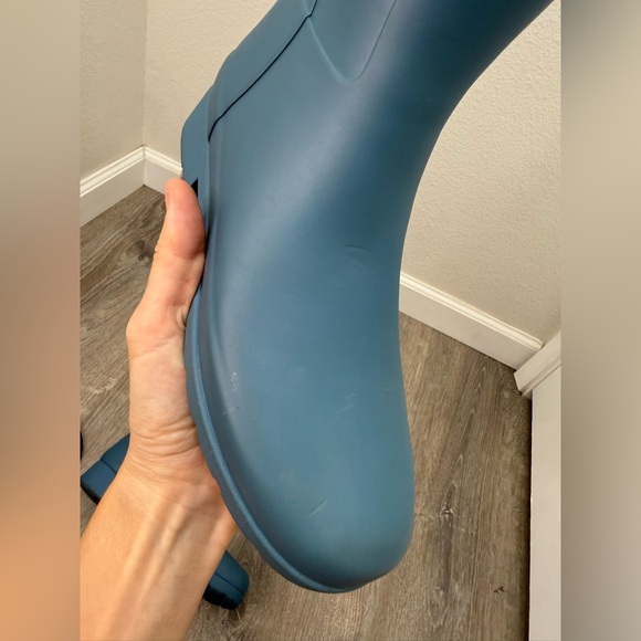 Hunter Blue Tall Matte Rubber Rain Boots Size 5 - Picture 9 of 10